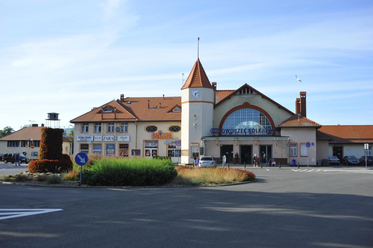 Porty B103 Nadmorskie Tarasy Pool Sauna Parking Kołobrzeg Eksteriør bilde